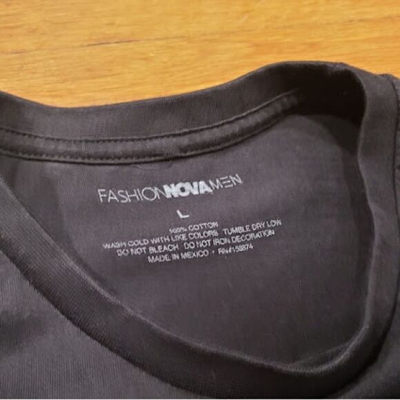 2/$30 Fashion Nova NYC Sunset Short Sleeve Tee in Black - Picture 8 of 8